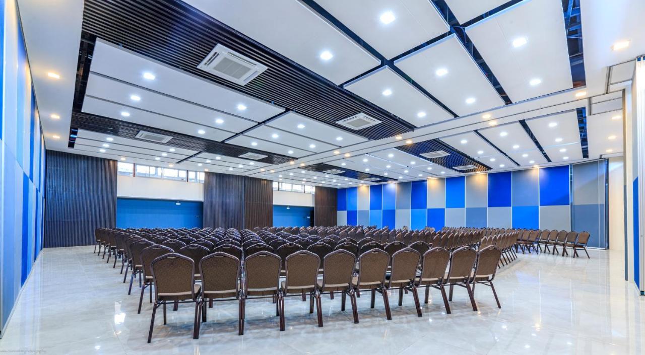Fynn Boutique Hotel Bacoor Esterno foto